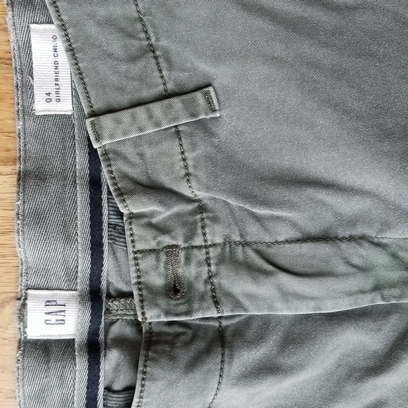 Classic Gap girlfriend chino - Picture 2 of 4